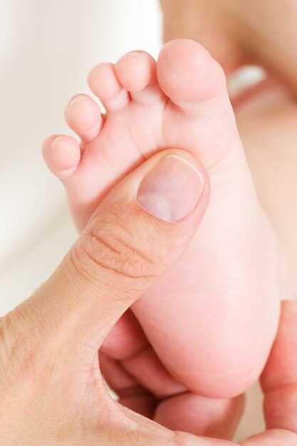 Узнайте о проверенных способах лечения нарывов возле ногтя у ребенка и получите полезные рекомендации для быстрого выздоровления